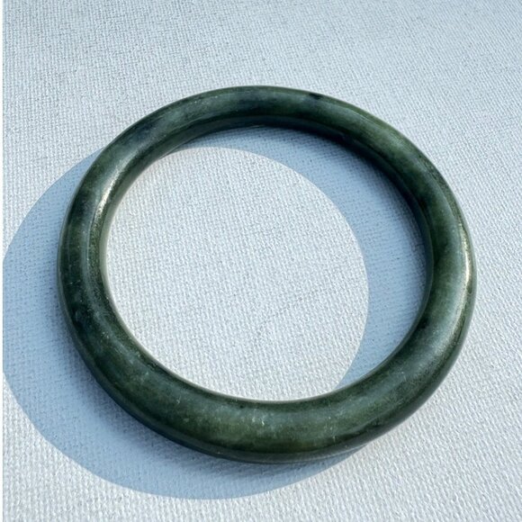 Jade Bangle Vintage Bracelet Estate 7” Natural - 173 carats - Picture 2 of 10